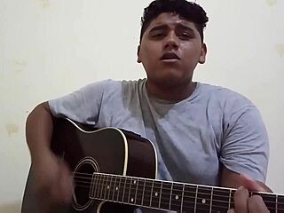 this fat guy makes you cum while singing music