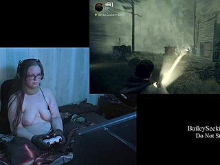 فتاة بنية عارية بصدر كبير طبيعي تلعب ألان ويك الجزء 10