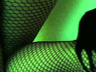 spanking untill her ass is red cowgirl and oral creampie