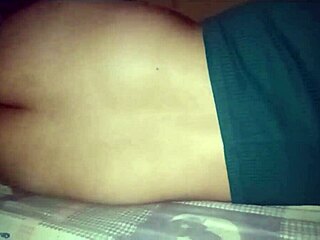 Hermanastra Craves Deep Penetration in Her Tight Vagina