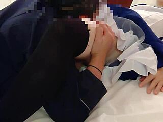 うわっ！可愛いナースコスプレ娘がベッドで素人フェラと舐め舐め！