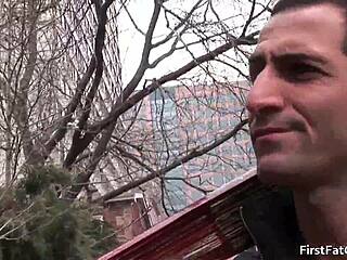 Detailed gay threesome with blowjobs and fucking