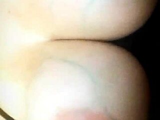 Big tits Gianna spreading love on webcam today