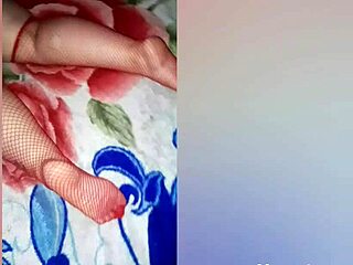 I dressed sexy in red stockings to seduce my roommate