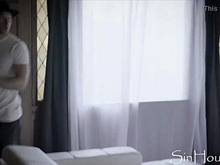 Naiwna Jane Wilde uwiedziona przez sprytnego bratanka!