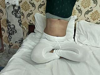 Desi bhabhi, Jija sikerken beni boşaltmak ister misin?