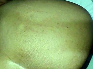 My fiancée twerks hard on my cock!