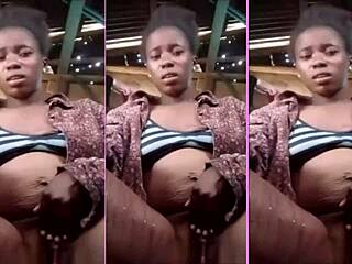 Le gros squirting d'Isabella avec concombre et bouteille