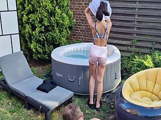 I Tease My Ass in Backstage Solo Show