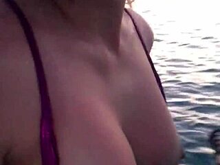 i see the hottest girl doin public sex on jet ski in mexico