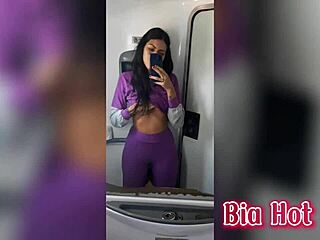 bia, hot morena slut, masturbates in the bus bathroom with lots of horniness