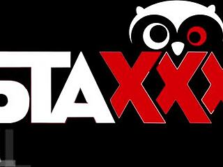 Redhead teen 18+ enjoys hardcore ass fucking and cumshot