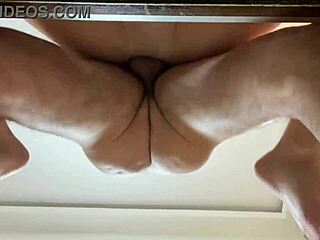 Latina babe fucks and sucks nicely