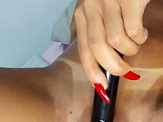 luana aguiar in her first video for the channel gets excited 😊