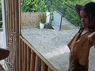 ลองเย็ดกับไอ้ใหญ่ผิวขาว ตัวเล็กเอเชีย 18+ รับแรงในหลายท่า!