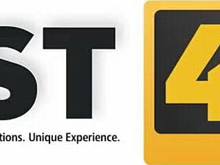 Fist4k: Pretty Babe Fists and Licks Employee's Pussy Hard