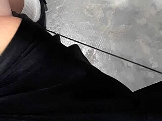 Flashing My Cock At The Mature Lady In The Laundry Mat – Does She Look Interested?