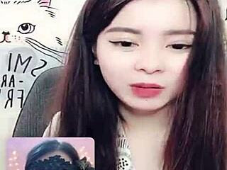 jin xinh bunny live show full face while talking 😘