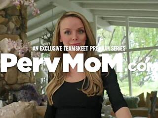 Horny stepsiblings fuck in doggystyle, missionary, cowgirl, and cum 😈