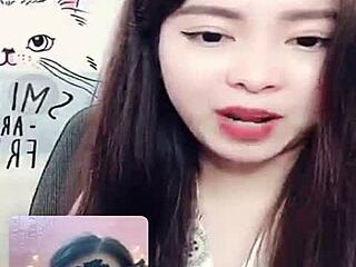 jin xinh bunny live show full face while talking 😘