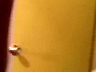 아내에게 또 뜨거운 마사지 세션을 줬어