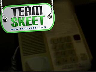 I watched this girl blowed a guy then get fucked and covered in cum, it's so hot!