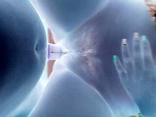 Hey, Check Out This White And Black Contrast! 😊