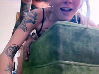 hot couple sucking big cock