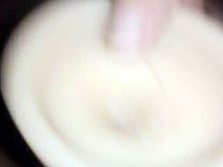 Esposa Gordita Masturbandose!