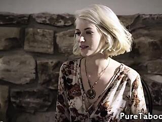 Gorgeous milf gets fucked in threesome 😈