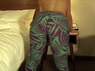 Brunette sinn sage loves to show fans how big