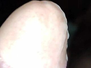 African babe, can you swallow all that cum?