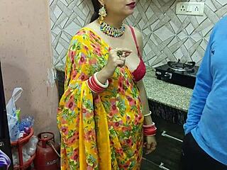 Snelle keukenactie met mijn ex-vriendin die nu bhabhi is, wat een neukpartij! 🔥