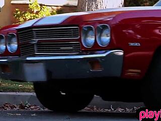 Best Teenie Outdoor Babes Show Tight Pussy and Tits