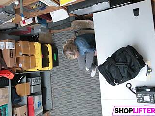 求他放过她没用