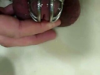 gluing my penis to the chastity cage for humiliation 😈