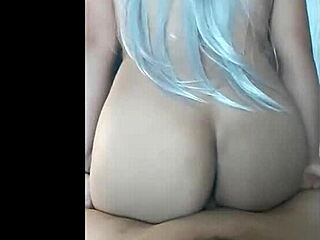 Latina Culona Se Sienta en Mi Vega