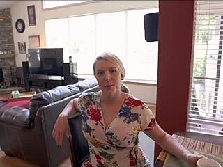 Putain, mélange de viagra avec la mère chaude de Joslyn Jane !