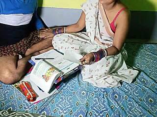 हॉट सेक्सी देसी प्राइवेट ट्यूटर की चुदाई, हिंदी डर्टी टॉक के साथ!