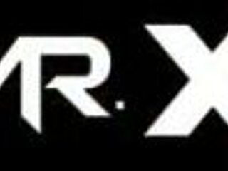 Fashionbusiness takes a hot shower.