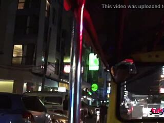 18岁年轻妹子被怪物大鸡巴猛干