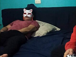 Le Hago Una Mamada a Mi Amigo Hetero