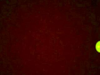 Teen girl masturbates in bold intense session