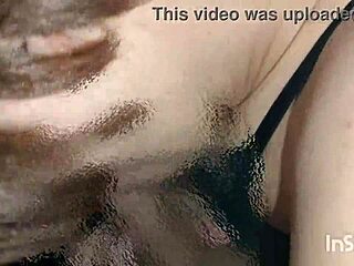 japanese amateur gives outdoor blowjob and handjob