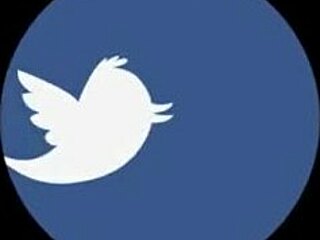 Alina Belle deepthroats monster cock and sucks out big cumshot