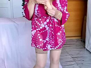 mariaold求鸡巴用大奶丝袜洞猛玩