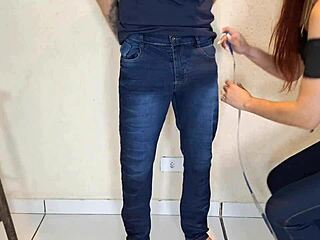 costureira safada couldn't keep her eyes off the client's hard package while working.