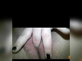 vizinha casada me manda vídeo íntimo dela se masturbando enquanto marido não está em casa 😏