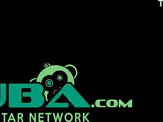 Gianna Michaels Plays With Her Wet Pussy Intensely