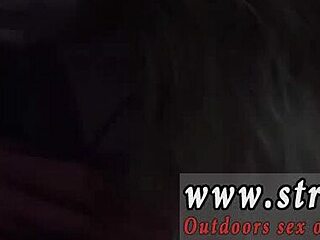 Velký zadek brazilské mladé ovládané